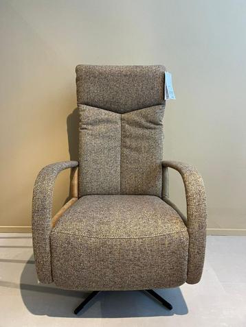 Relaxfauteuil duo met sta op functie beschikbaar voor biedingen