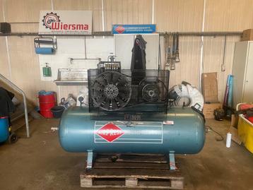 Dikke werkplaatscompressor AIRPRESS K500-1000 beschikbaar voor biedingen
