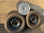 Winterbanden en velgen met wieldoppen voor volvo v50, Auto-onderdelen, Ophalen, Gebruikt, 15 inch, Banden en Velgen