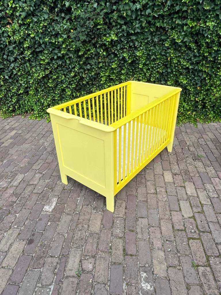 Complete babykamer fris opgeschilderd (moet weg!!!), Ophalen, Zo goed als nieuw, Jongetje of Meisje