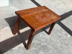 Vintage houten bijzettafel of plantentafel, Minder dan 45 cm, Gebruikt, Rechthoekig, Vintage
