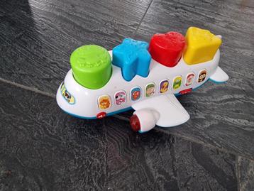 Vliegtuig met licht en geluid beschikbaar voor biedingen