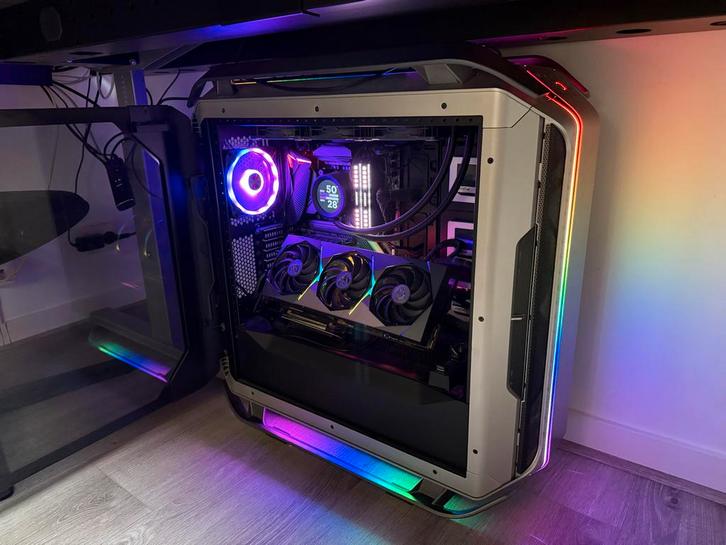 Cooler Master Cosmos C700 Behuizing, Computers en Software, Desktop Pc's, Gebruikt, Onbekend, HDD, 8 GB, Met videokaart, Gaming