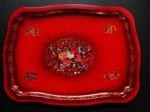 Dienblad serveerblad rood met bloemen blik metaal, Antiek en Kunst, Curiosa en Brocante, Ophalen of Verzenden