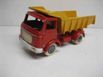 FJ Berliet GAK dumptruck zandwagen beschikbaar voor biedingen