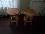 Twee houten krukken tekoop., Ophalen, Zo goed als nieuw, Hout