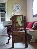 *** ANTIEKE HALSPIEGEL/NACHTKAST MET UITSNIJWERK ***, Ophalen of Verzenden