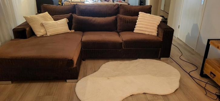 Hoekbank in croc print prachtig roodbruine kleur, Huis en Inrichting, Banken | Complete zithoeken, Zo goed als nieuw, Ophalen