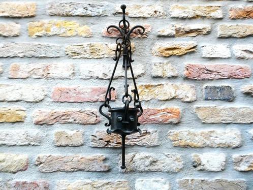 Antiek smeedijzer godslampje met waxinehouder, Antiek en Kunst, Antiek | Religie, Ophalen of Verzenden