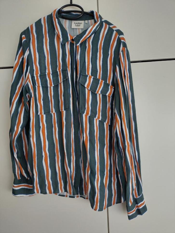Verticaal Gestreepte Blouse – Another Label – Maat 42, Kleding | Dames, Blouses en Tunieken, Zo goed als nieuw, Maat 42/44 (L)