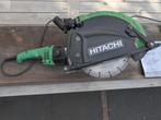 Hitachi haakse slijper met stofafzuiging, Ophalen, Zo goed als nieuw, 1000 watt of meer, Haakse handslijpmachine