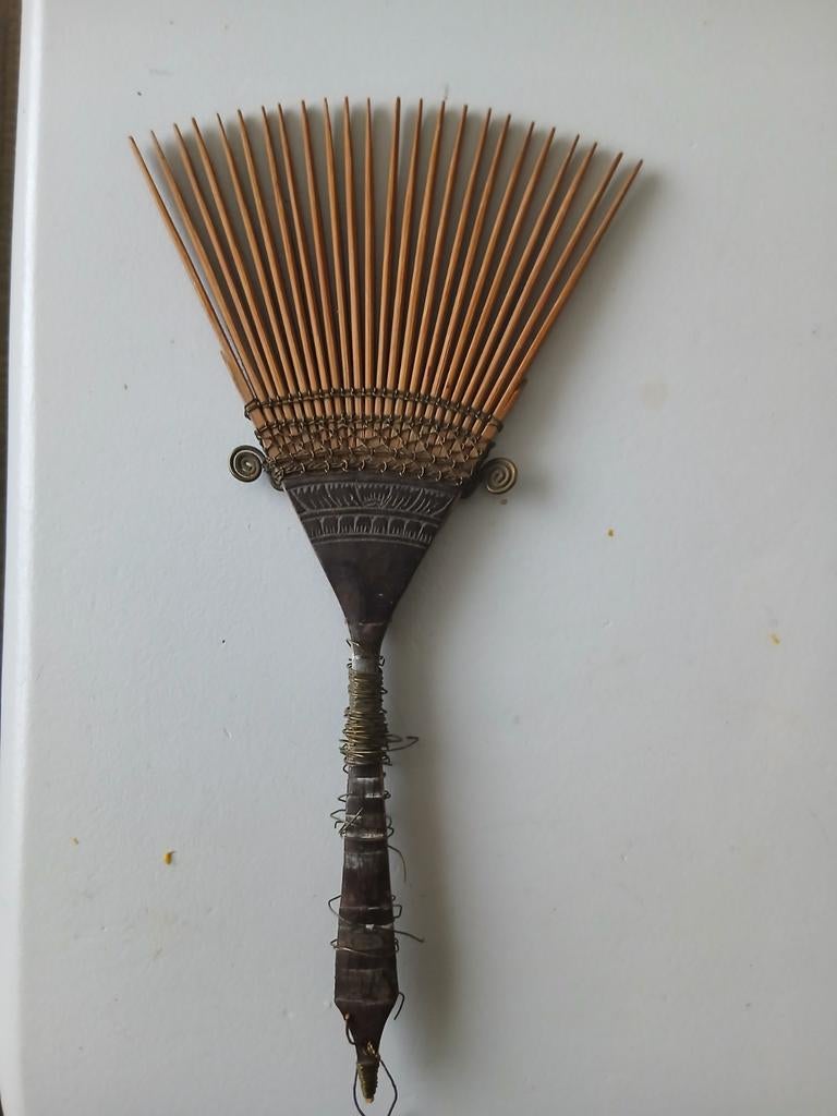 Indonesische Balinese kam waaier vorm, Ophalen of Verzenden