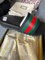 GROOT INKOOP KAN OOK!, Gucci, Ophalen, Nieuw, Slippers