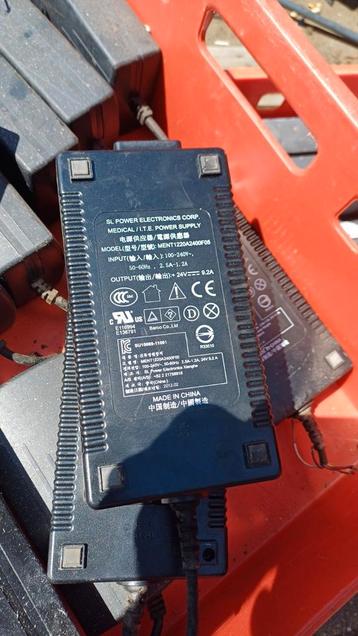 24V 9A medische power supply beschikbaar voor biedingen