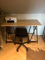 Bureau met stalen poten, Huis en Inrichting, Bureaus, Ophalen, Gebruikt, Bureau