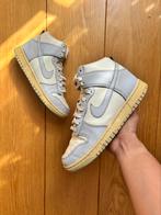 Nike Dunk High - EU 38.5, Wit, Nike, Ophalen of Verzenden, Sneakers of Gympen