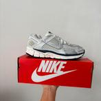 Dames! Nike Vomero 5 maat 37,5 met doos, Kleding | Dames, Schoenen, Overige kleuren, Ophalen of Verzenden, Sneakers of Gympen