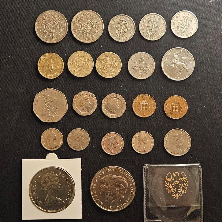 Munten United Kingdom Engeland queen Elizabeth 2th, Postzegels en Munten, Munten | Europa | Niet-Euromunten, Overige landen, Ophalen of Verzenden