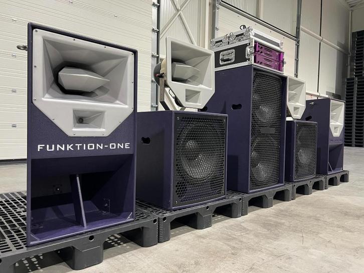 Funktion-One RES2 MK2 RES2SH BR218 BR118 FFA-6004/6000, Audio, Tv en Foto, Luidsprekers, Gebruikt, Complete surroundset, 120 watt of meer