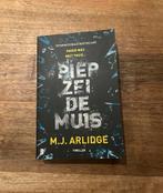 Piep zei de Muis - M.J. Arlidge, Nieuw, Ophalen of Verzenden, Nederland, M.J. Arlidge