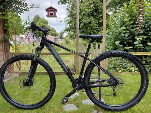 SUPER STOERE MOUNTAINBIKE CUBE 29ER MAAT M, Fietsen en Brommers, Fietsen | Jongens, Zo goed als nieuw, 26 inch of meer, Versnellingen