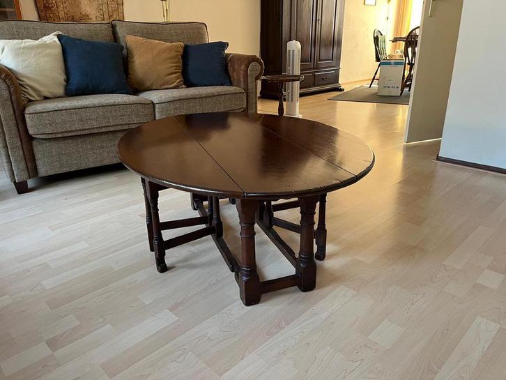 Mooie donkere houten salontafel (gate leg), Huis en Inrichting, Tafels | Salontafels, Zo goed als nieuw, Minder dan 50 cm, 50 tot 100 cm