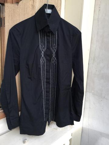 Mooie BLOUSE van CLAUDIA STRÄTER, nieuw beschikbaar voor biedingen