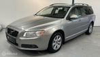 Volvo V70 3.2 Momentum AUTOMAAT / YOUNGTIMER, Auto's, Volvo, 238 pk, 1622 kg, Beige, Geïmporteerd