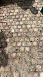 Gekleurde vierkante steentjes   Gekleurd, Tuin en Terras, Ophalen, Gebruikt, Klinkers, 5 tot 10 m²