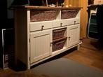 Witte landelijke houten kast met manden, Huis en Inrichting, Kasten | Dressoirs, Gebruikt, 100 tot 150 cm, Ophalen of Verzenden