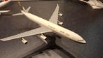 Gulf Air  Airbus A340 snapfit schaal 1:200, Ophalen of Verzenden, Gebruikt, Schaalmodel