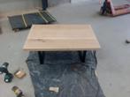 Nieuwe massief eikenhouten salontafel met zwarte poten, Huis en Inrichting, Tafels | Salontafels, 50 tot 100 cm, Minder dan 50 cm