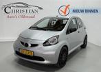 Toyota Aygo 1.0-12V + | BLUETOOTH | 5D | SCHERM, Voorwielaandrijving, Gebruikt, 4 stoelen, 68 pk