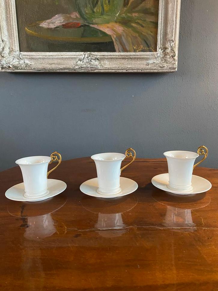 Wedgwood mokkakopjes met vergulde oren, Antiek en Kunst, Antiek | Porselein, Ophalen of Verzenden