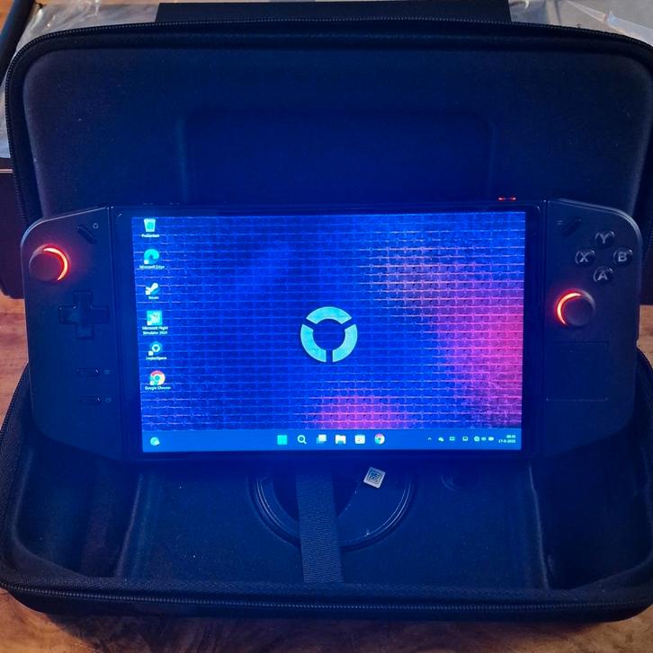Lenovo Legion Go – Krasvrij, met doos, oplader & hoes, Spelcomputers en Games, Spelcomputers | Overige, Zo goed als nieuw, Ophalen of Verzenden