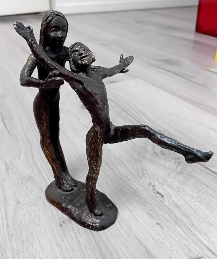 Astrid Veldhuyzen Koppen “ Beweging in emotie “, Antiek en Kunst, Kunst | Beelden en Houtsnijwerken, Ophalen of Verzenden