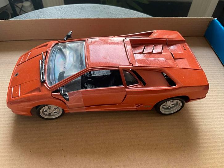 Lamborghini Diablo schaalmodel 1:24, Hobby en Vrije tijd, Modelauto's | 1:24, Zo goed als nieuw, Auto, Bburago, Ophalen