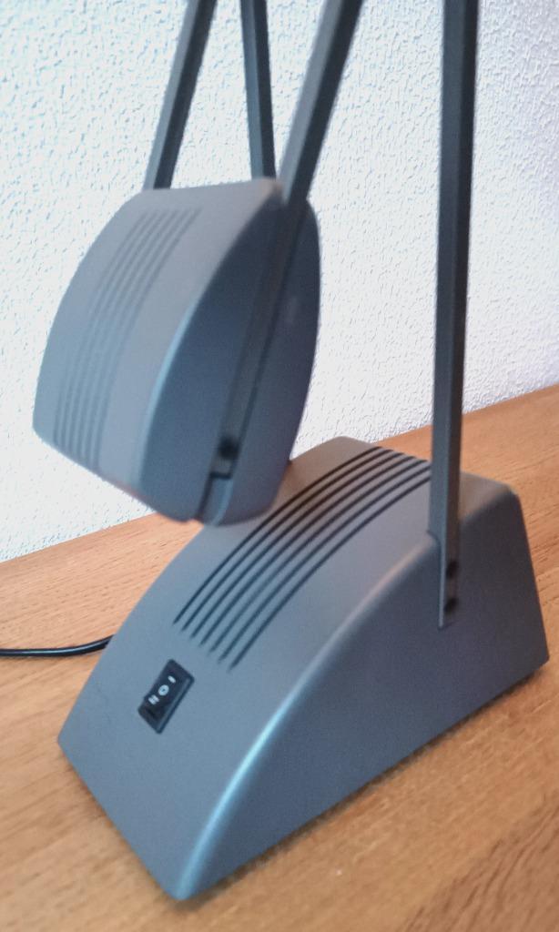 vintage bureaulamp met zweefarm -Hollands design van (LLOYD), Huis en Inrichting, Lampen | Tafellampen, Gebruikt, 75 cm of meer