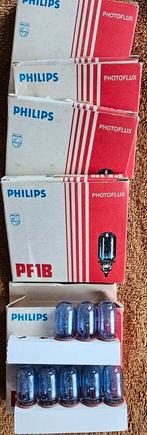 Vintage Philips PF1B Flitslampjes - Doosjes van 10, Audio, Tv en Foto, Fotografie | Flitsers, Ophalen of Verzenden, Zo goed als nieuw