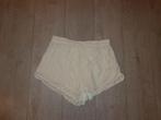cremkleurige dames korte broek van MONKI, maat M, Ophalen of Verzenden, Gedragen, Maat 38/40 (M), Kort