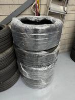 A merk zomerbanden 235/35/19 en 255/30/19, Auto-onderdelen, Banden en Velgen, Gebruikt, 235 mm, Band(en), Personenwagen