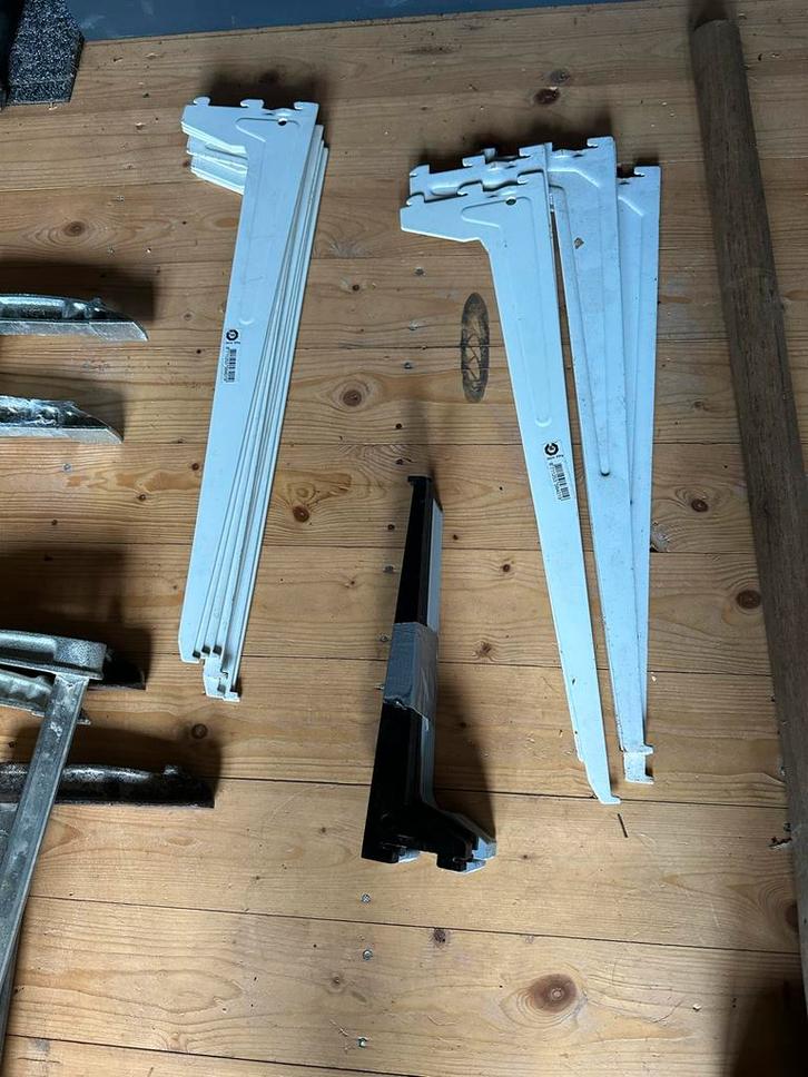 Diverse plankdragers - gebruikt, Doe-het-zelf en Verbouw, Hang- en Sluitwerk, Gebruikt, Overige typen, Overige materialen, Ophalen