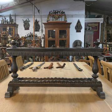 Ploncon v. 7 Kerissen PX9 Keris standaard Kris rek Indonesie beschikbaar voor biedingen