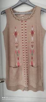 Hippy  suede achtig jurkje met borduursel Ambika NIEUW mt M, Maat 38/40 (M), Beige, Nieuw, Ophalen of Verzenden