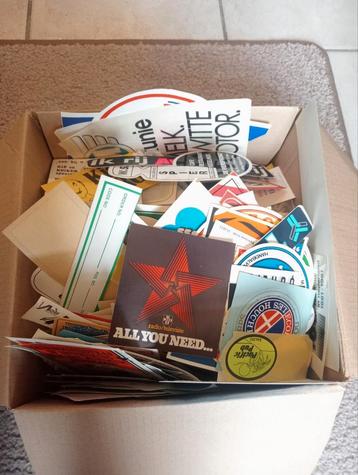 Stickers, partij stickers,Vintage/retro stickers. Merken etc beschikbaar voor biedingen