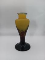 Gallé vaasje in geëtst glas, Art Nouveau, Huis en Inrichting, Woonaccessoires | Vazen, Overige kleuren, Ophalen of Verzenden, Minder dan 50 cm