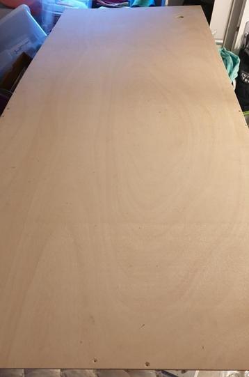 Lundia achterwand 228x80 in zeer nette staat beschikbaar voor biedingen