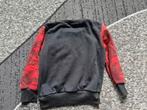 Zwarte trui Met rode leger accenten Maat 104 h, Trui of Vest, Onbekend, Ophalen of Verzenden, Zo goed als nieuw