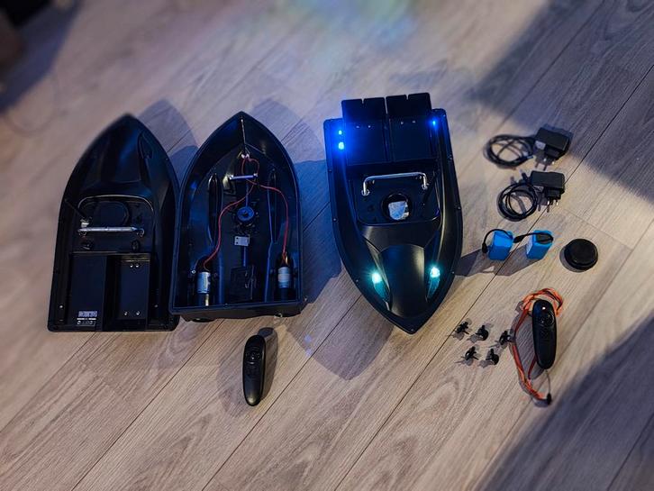 Aanbieding !!  Goede Voerboot en voerboot voor Onderdelen, Watersport en Boten, Hengelsport | Karpervissen, Gebruikt, Overige typen