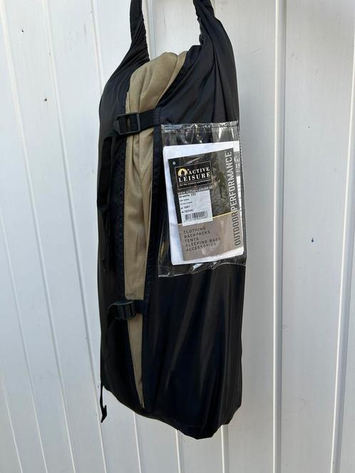 Active leasure hiking trekking backpack tent zgan, Caravans en Kamperen, Tenten, tot en met 2, Zo goed als nieuw, Ophalen